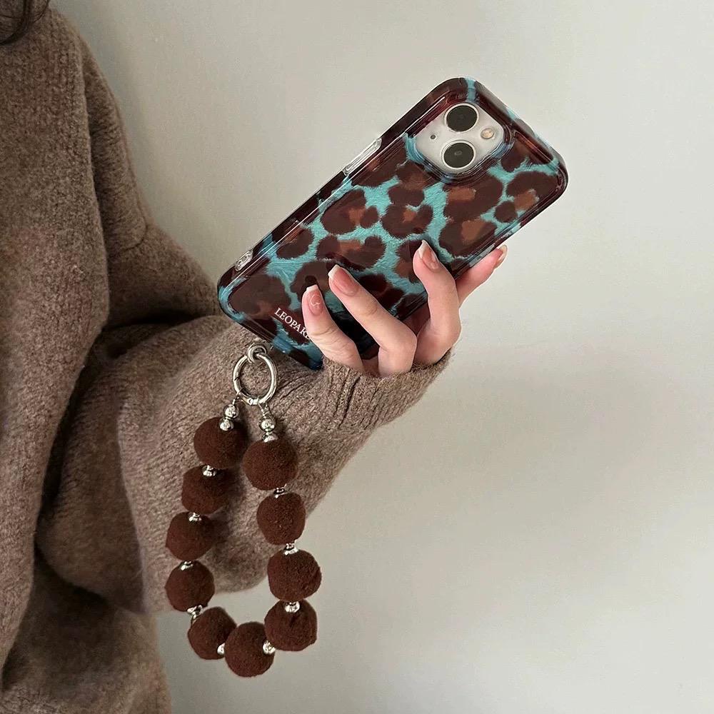 VELVET ROAR IPHONE CASE WITH CHARM S0324