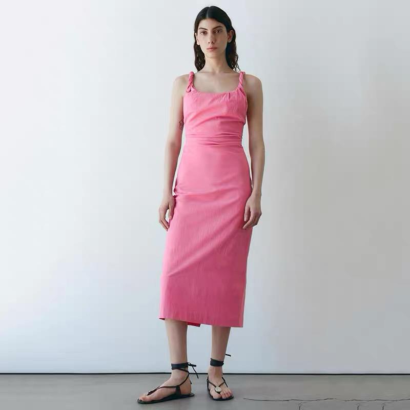 Pink sleeveless midi dress